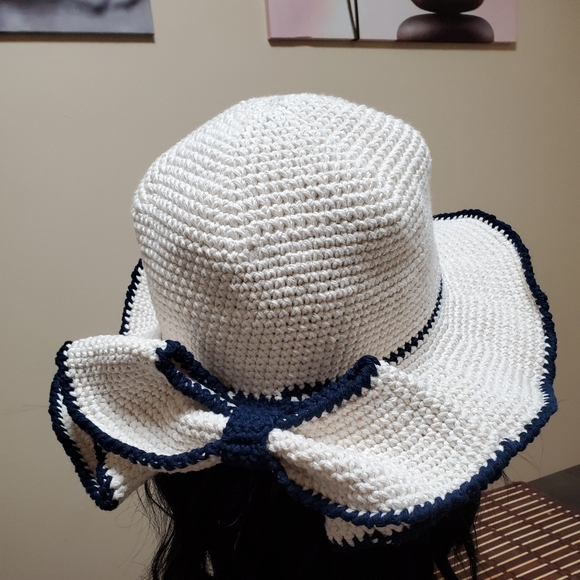 Summer chochet hat - Picture 3 of 6